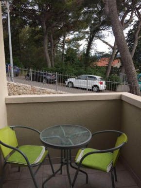 Отель Forest peace apartment  Сплит